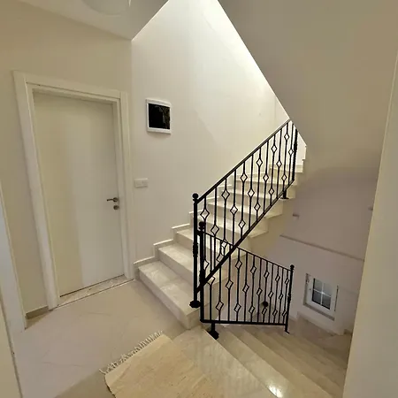 Serenity By Luxury Group ヴィラ *